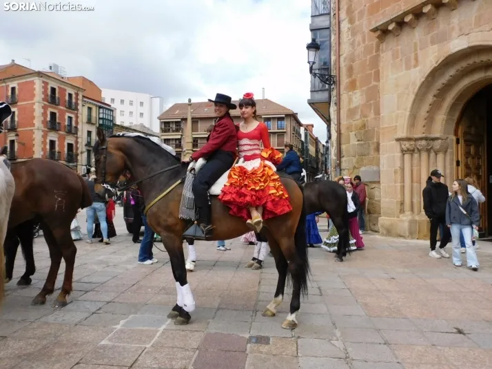 Romería de la Feria de Abril de El Calaveron 2025