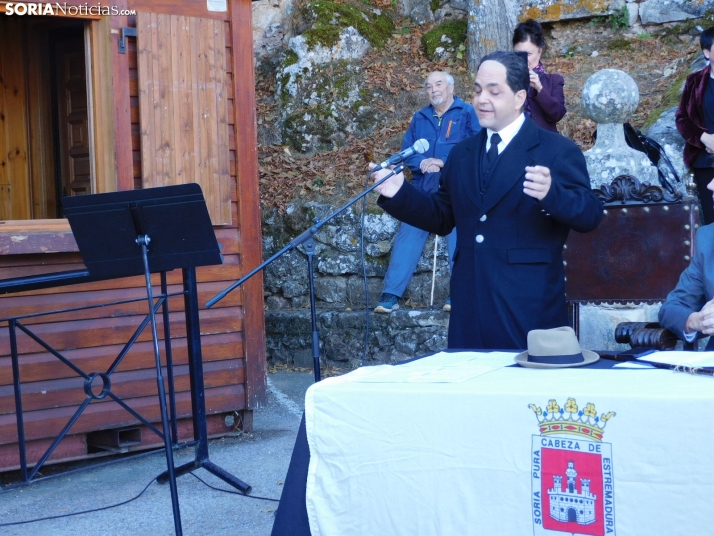 Fotos: Soria rememora una foto de 1.932 y homenajea a Antonio Machado en la ermita de San Saturio