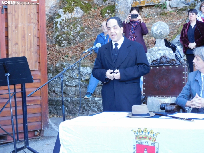Fotos: Soria rememora una foto de 1.932 y homenajea a Antonio Machado en la ermita de San Saturio