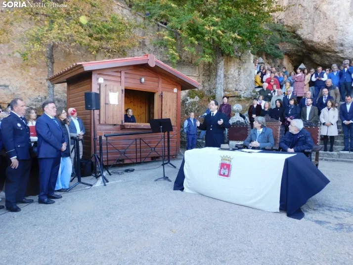 Fotos: Soria rememora una foto de 1.932 y homenajea a Antonio Machado en la ermita de San Saturio