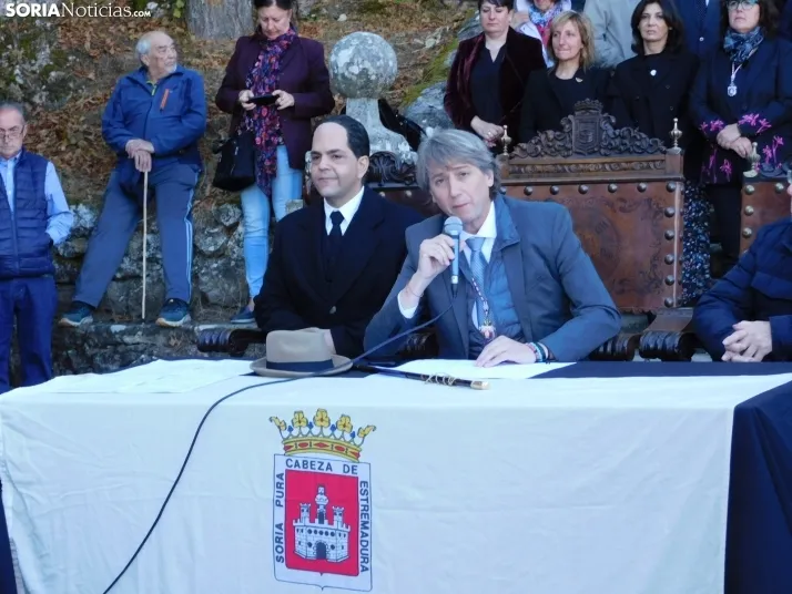 Fotos: Soria rememora una foto de 1.932 y homenajea a Antonio Machado en la ermita de San Saturio