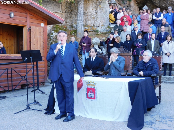 Fotos: Soria rememora una foto de 1.932 y homenajea a Antonio Machado en la ermita de San Saturio