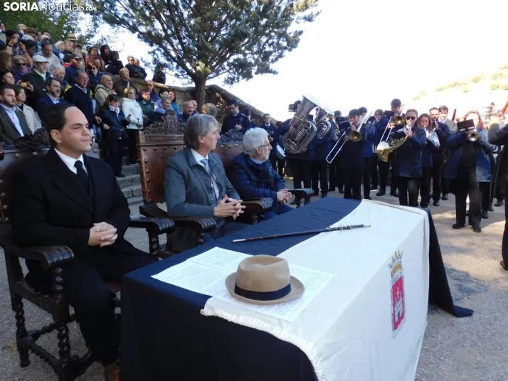 Fotos: Soria rememora una foto de 1.932 y homenajea a Antonio Machado en la ermita de San Saturio