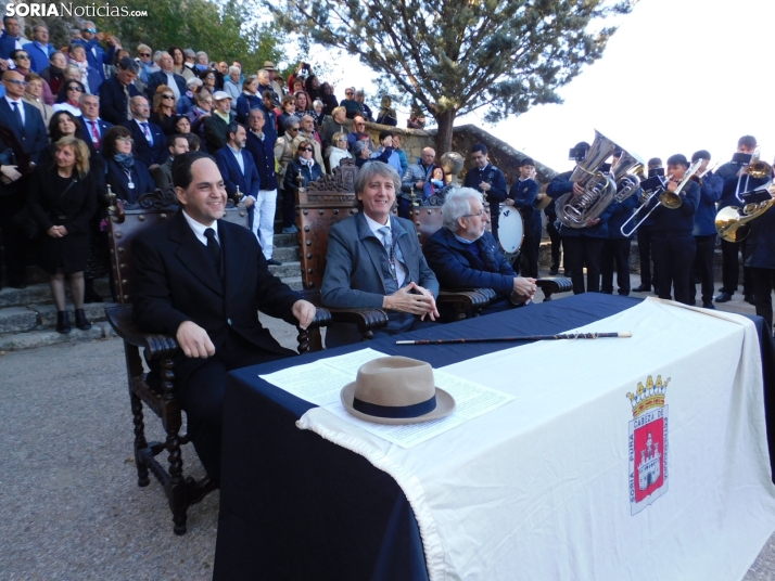 Fotos: Soria rememora una foto de 1.932 y homenajea a Antonio Machado en la ermita de San Saturio