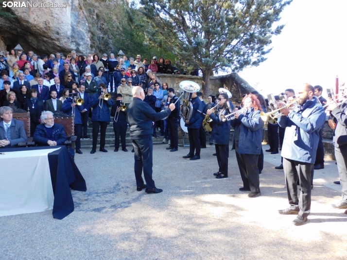 Fotos: Soria rememora una foto de 1.932 y homenajea a Antonio Machado en la ermita de San Saturio