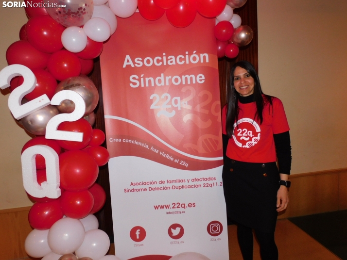 En im&aacute;genes: &Oacute;lvega da la bienvenida a la Navidad con un mercadillo navide&ntilde;o solidario