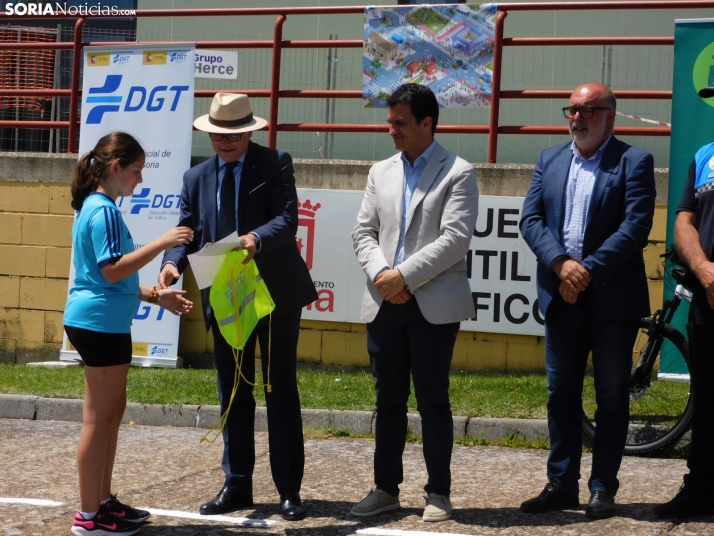 Fotos: Entrega de premios y diplomas en el Parque Infantil de Tr&aacute;fico de Soria