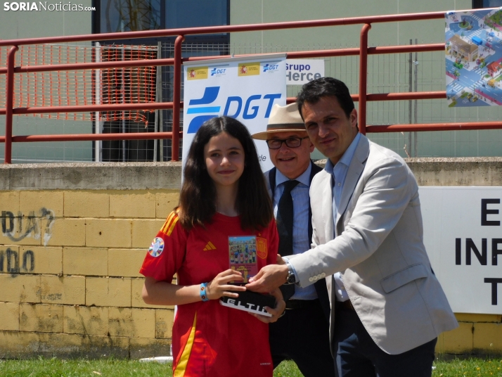 Fotos: Entrega de premios y diplomas en el Parque Infantil de Tr&aacute;fico de Soria