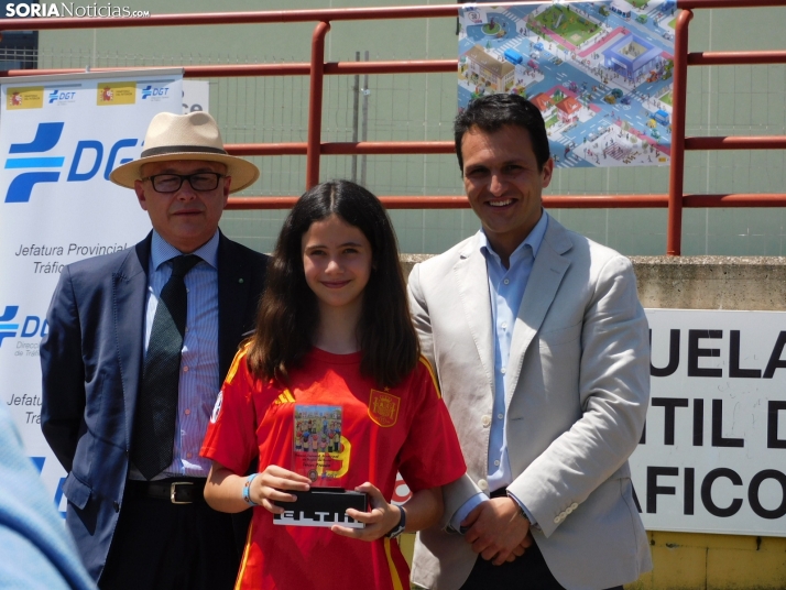 Fotos: Entrega de premios y diplomas en el Parque Infantil de Tr&aacute;fico de Soria