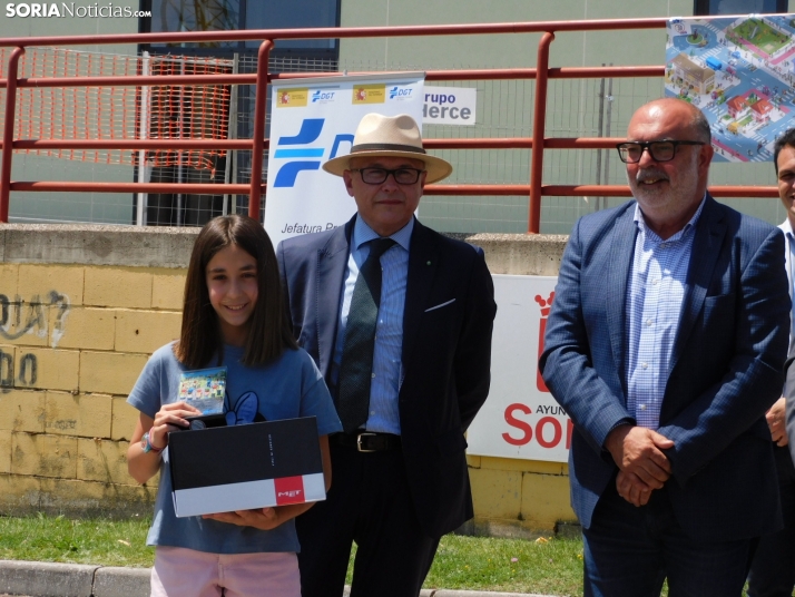 Fotos: Entrega de premios y diplomas en el Parque Infantil de Tr&aacute;fico de Soria