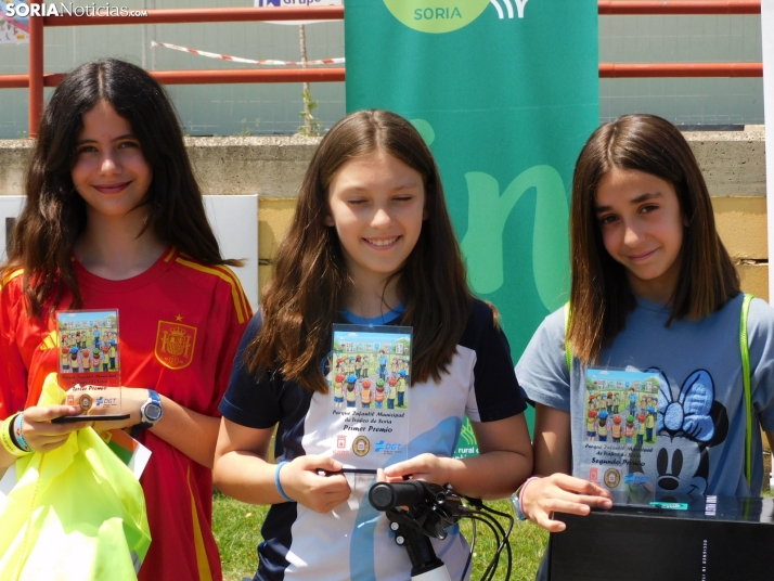 Fotos: Entrega de premios y diplomas en el Parque Infantil de Tr&aacute;fico de Soria