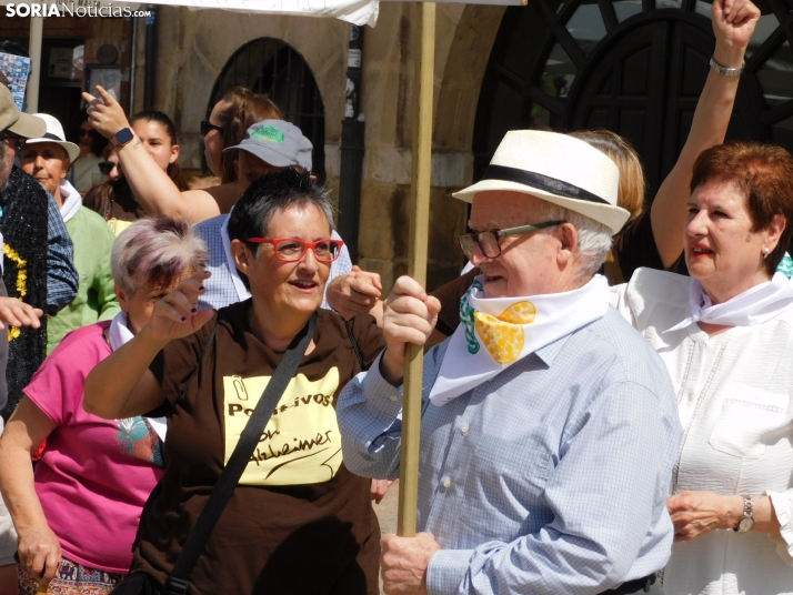 FOTOS: Alzheimer Soria inaugura los Sanjuanes con su tradicional 'Domingo de Calderas' 