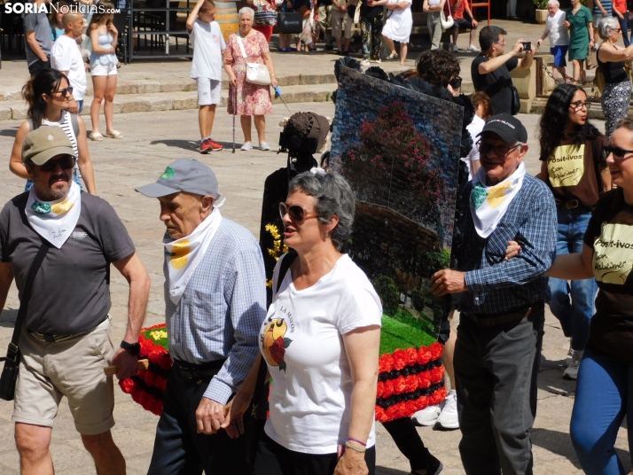 FOTOS: Alzheimer Soria inaugura los Sanjuanes con su tradicional 'Domingo de Calderas' 