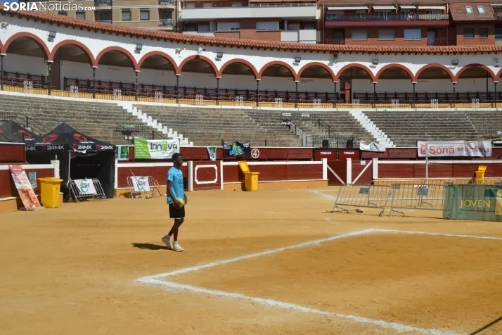 En im&aacute;genes: Las finales del V&oacute;ley Plaza empiezan con los m&aacute;s peque&ntilde;os