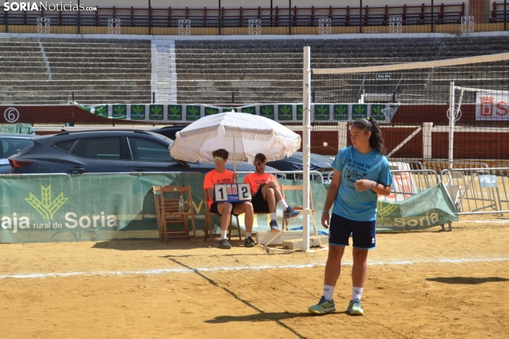 En im&aacute;genes: Las finales del V&oacute;ley Plaza empiezan con los m&aacute;s peque&ntilde;os