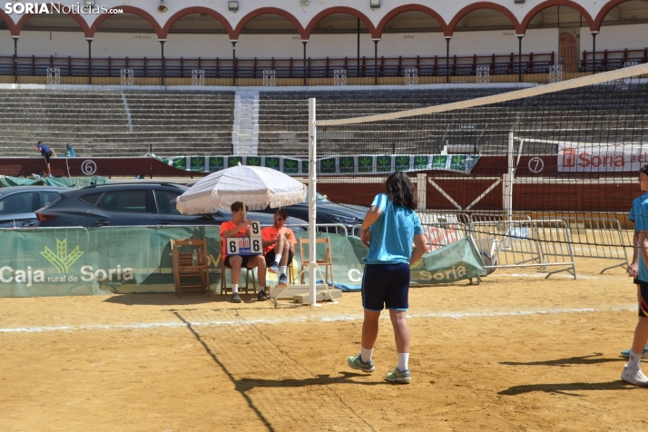 En im&aacute;genes: Las finales del V&oacute;ley Plaza empiezan con los m&aacute;s peque&ntilde;os