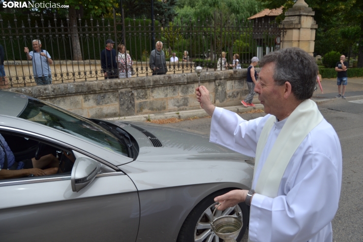 Fotos: Cientos de veh&iacute;culos son bendecidos en Soria por el D&iacute;a de San Crist&oacute;bal