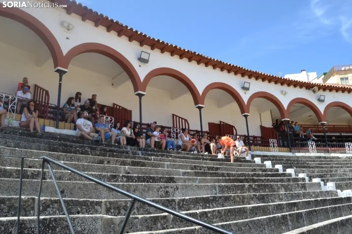 En im&aacute;genes: Las finales del V&oacute;ley Plaza empiezan con los m&aacute;s peque&ntilde;os