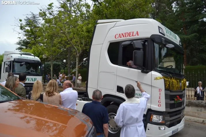 Fotos: Cientos de veh&iacute;culos son bendecidos en Soria por el D&iacute;a de San Crist&oacute;bal