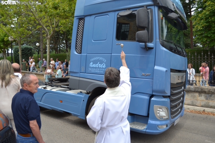 Fotos: Cientos de veh&iacute;culos son bendecidos en Soria por el D&iacute;a de San Crist&oacute;bal