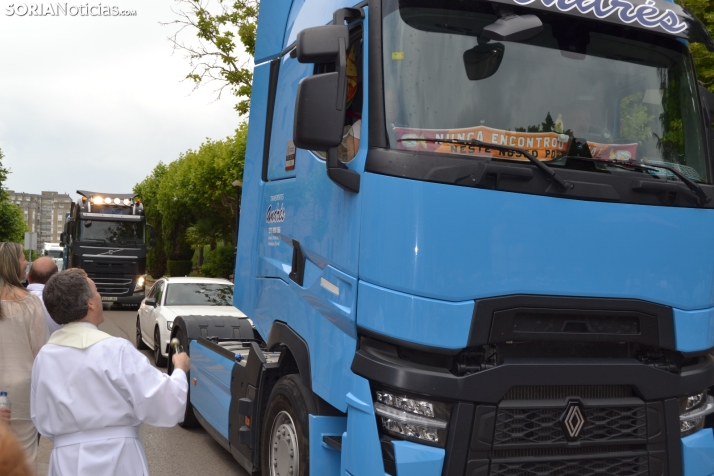 Fotos: Cientos de veh&iacute;culos son bendecidos en Soria por el D&iacute;a de San Crist&oacute;bal