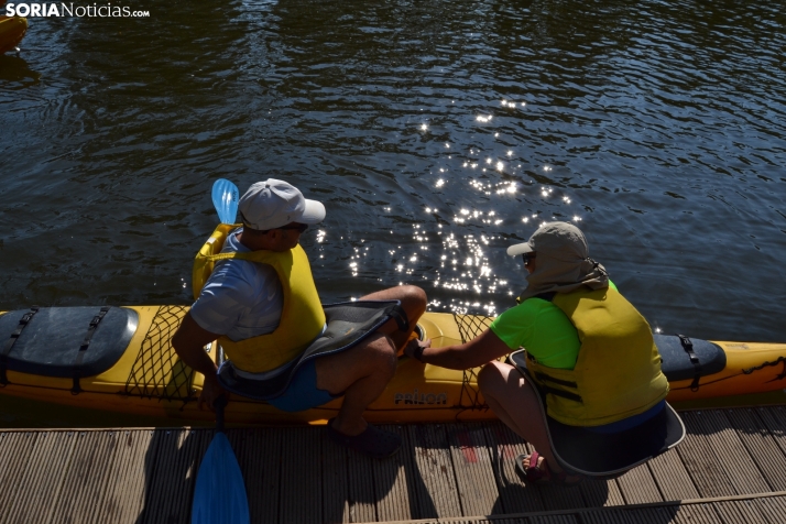 En im&aacute;genes: Cientos de pirag&uuml;istas surcan las aguas del Duero en la XXII edici&oacute;n de su Tra