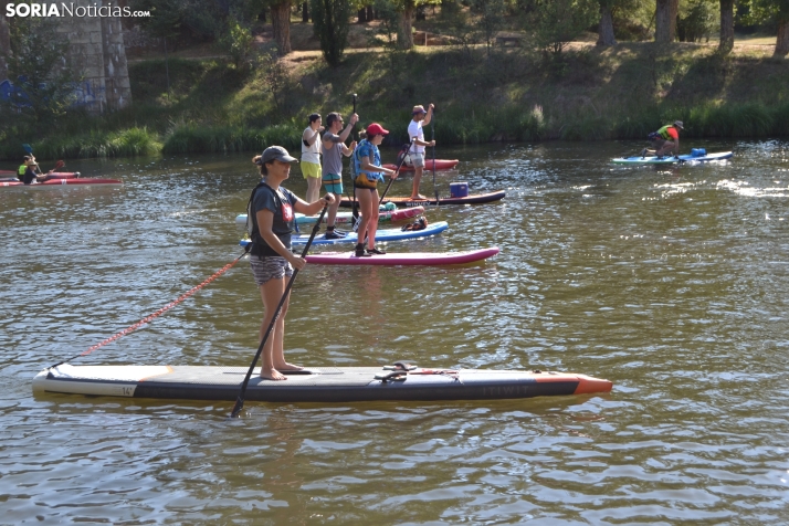 En im&aacute;genes: Cientos de pirag&uuml;istas surcan las aguas del Duero en la XXII edici&oacute;n de su Tra