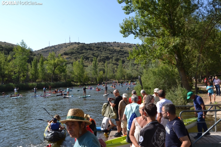 En im&aacute;genes: Cientos de pirag&uuml;istas surcan las aguas del Duero en la XXII edici&oacute;n de su Tra