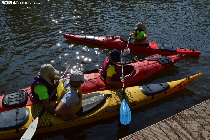 En im&aacute;genes: Cientos de pirag&uuml;istas surcan las aguas del Duero en la XXII edici&oacute;n de su Tra