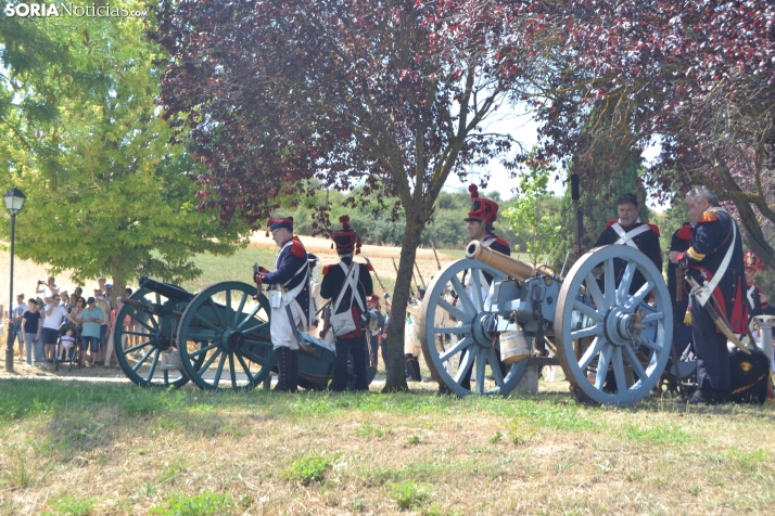 En im&aacute;genes: Almaz&aacute;n regresa a 1810 con la representaci&oacute;n de la batalla contra el ej&eacu