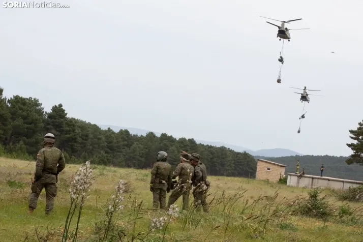Ejercicio aéreo militar en Navaleno
