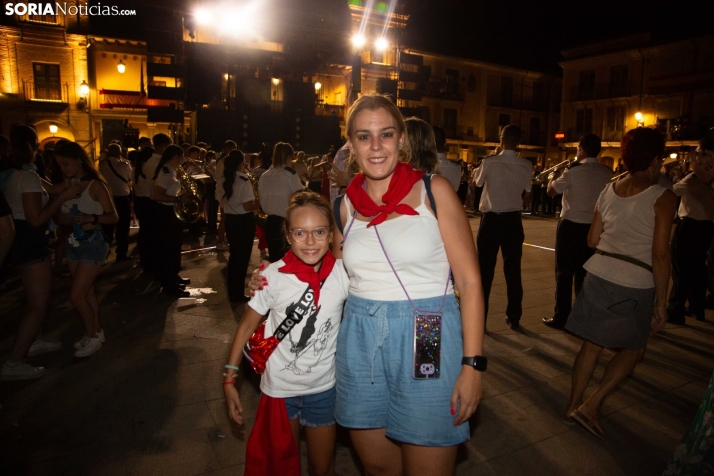 El Burgo baila la Rueda