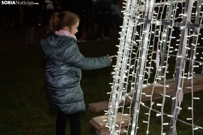 Encendido del árbol en Golmayo