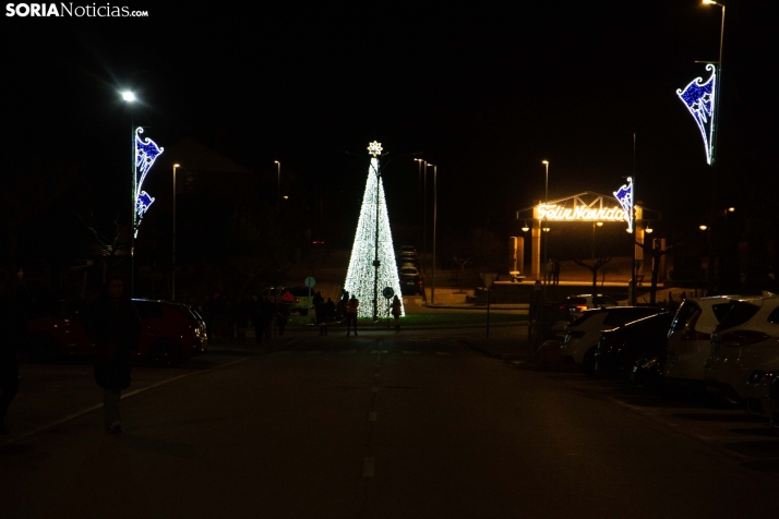 Encendido del árbol en Golmayo