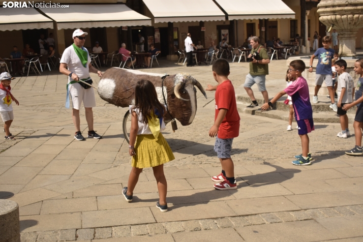 Encierro infantil en El Burgo de Osma.
