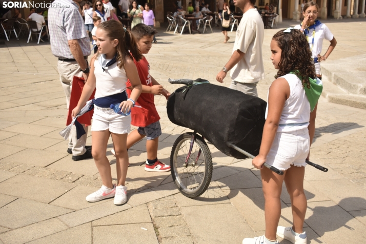 Encierro infantil en El Burgo.