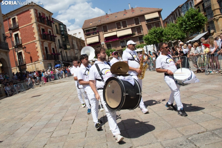 Lunes de Bailas 2025