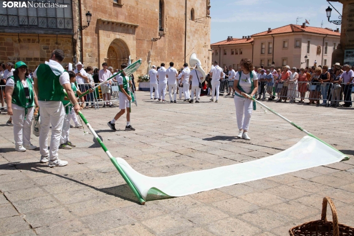 Lunes de Bailas 2025