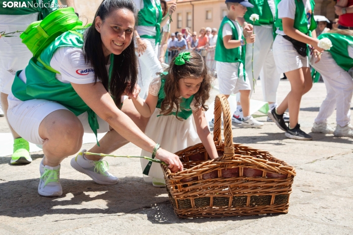 Lunes de Bailas 2025