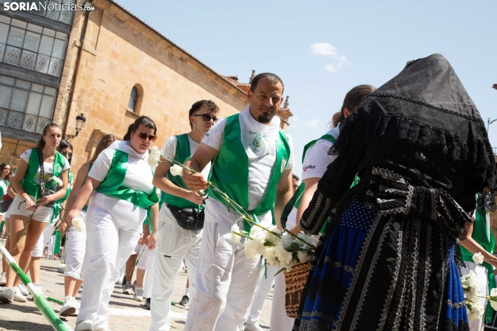 Lunes de Bailas 2025