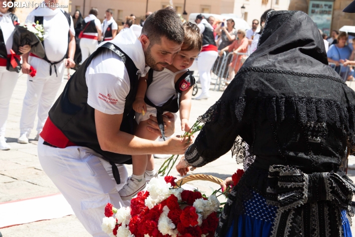 Lunes de Bailas 2025