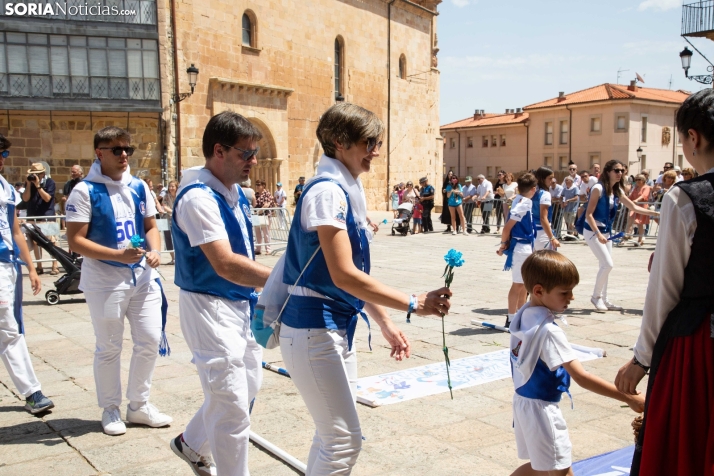 Lunes de Bailas 2025