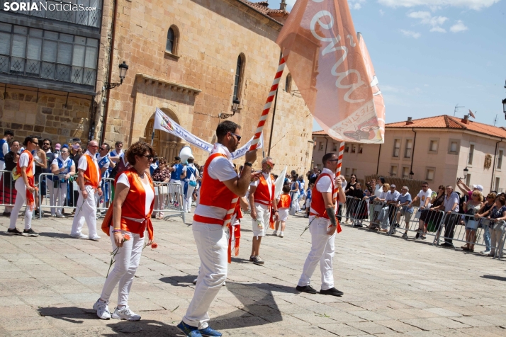 Lunes de Bailas 2025