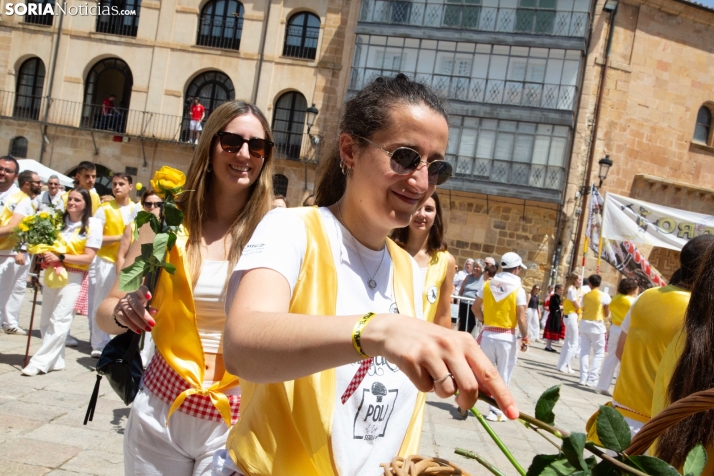 Lunes de Bailas 2025
