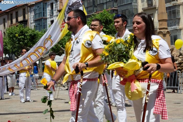 Lunes de Bailas 2025
