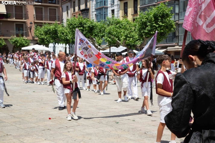 Lunes de Bailas 2025