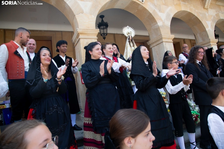 Lunes de Bailas 2025