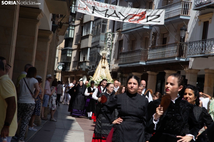 Lunes de Bailas 2025