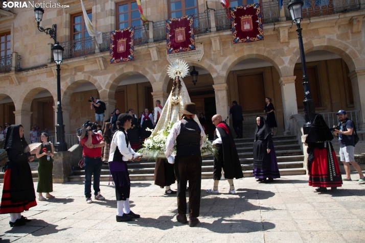 Lunes de Bailas 2025