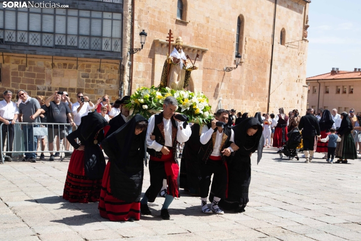 Lunes de Bailas 2025